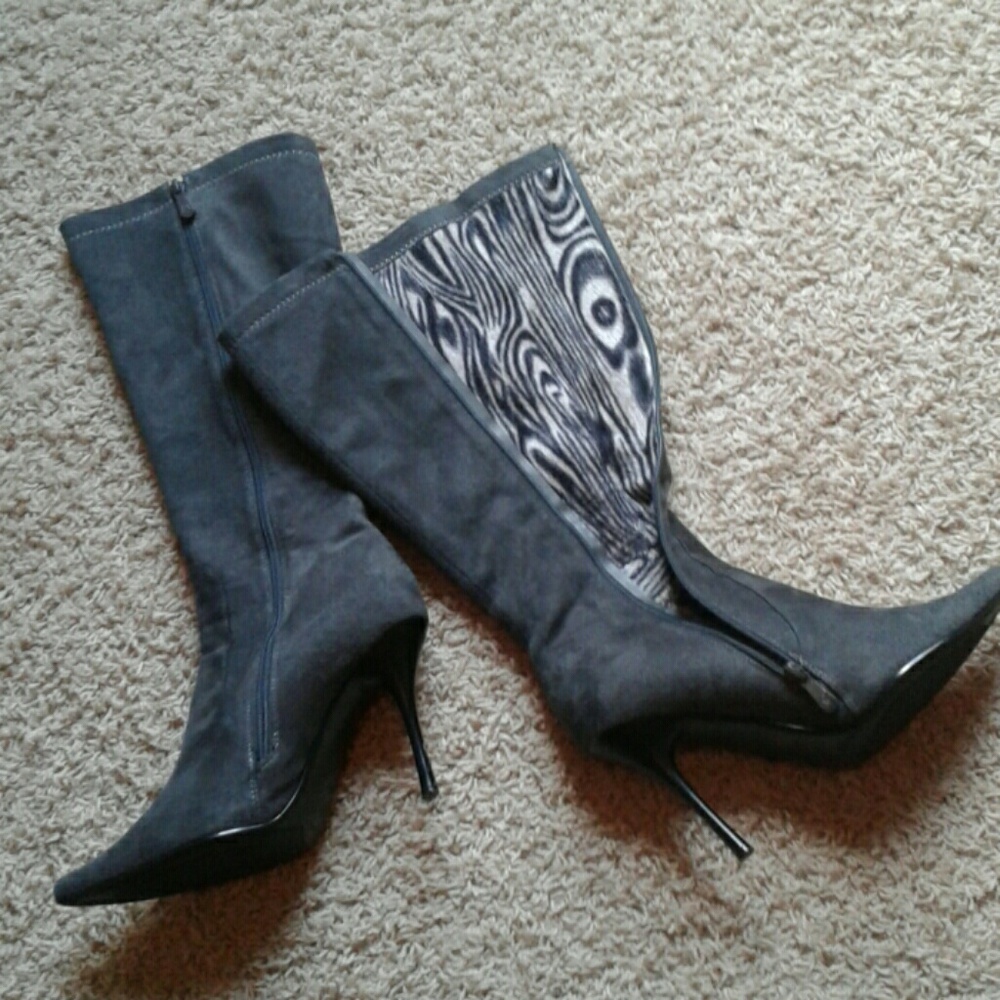 Bakers Suede Ruffle Boots - Picture 2 of 4